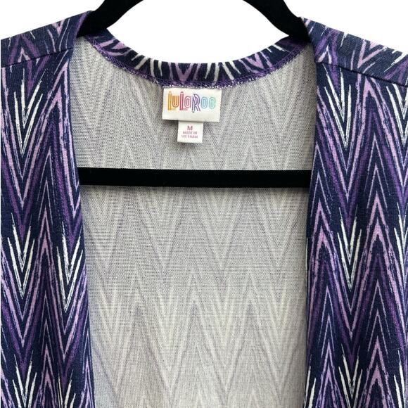 NWT LulaRoe Caroline Purple Chevron Open Cardigan Women's Size Medium Knit Flowy - Picture 2 of 7